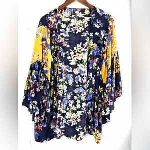 Beautiful 1X Floral Print Giant Bottom Bell Sleeve Open Front Duster Top